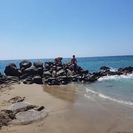 アパート Marina Di Baia Capitello モンテコーリチェ